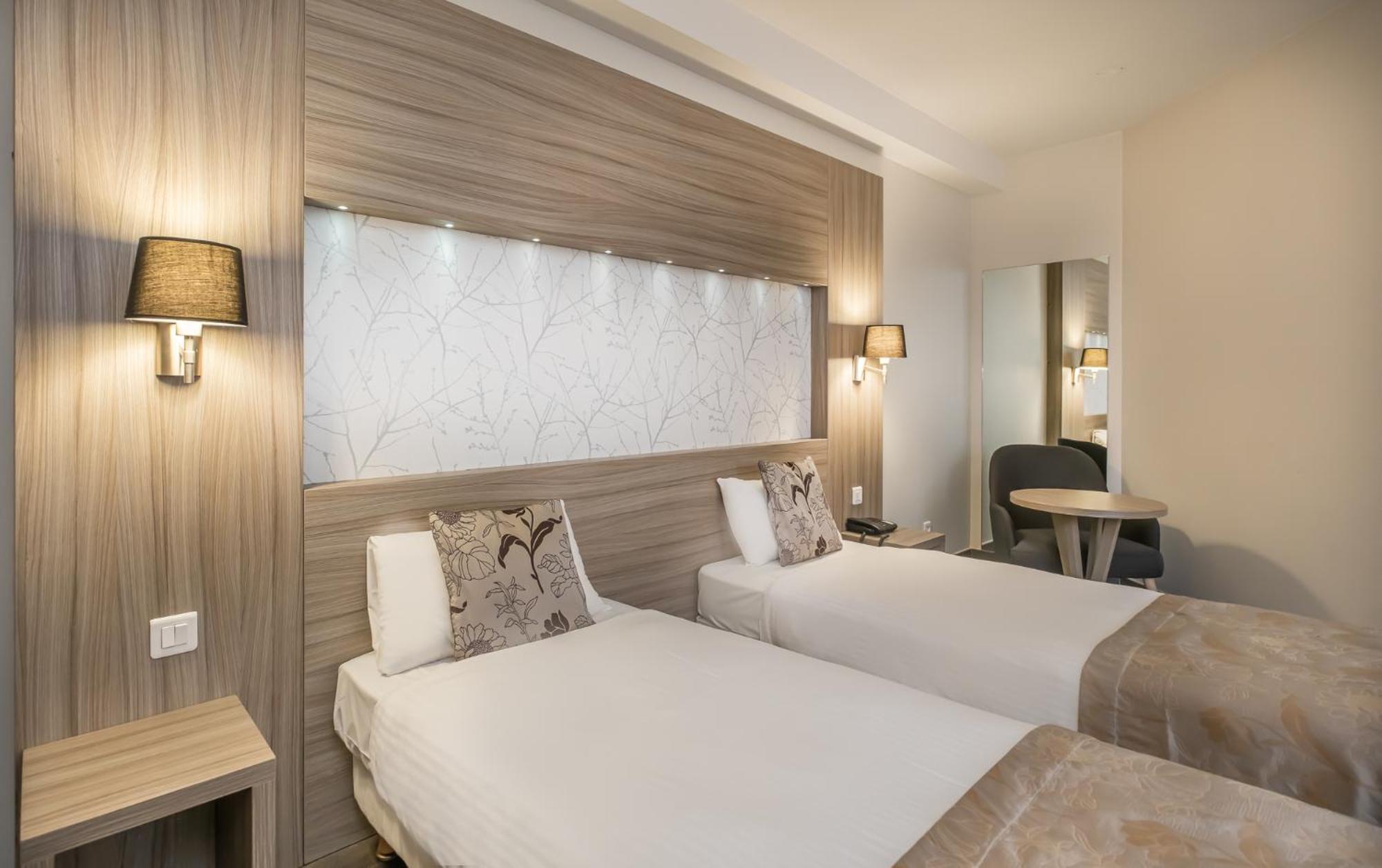 Charme Hotel, Montbeliard Sud Hotel 3*