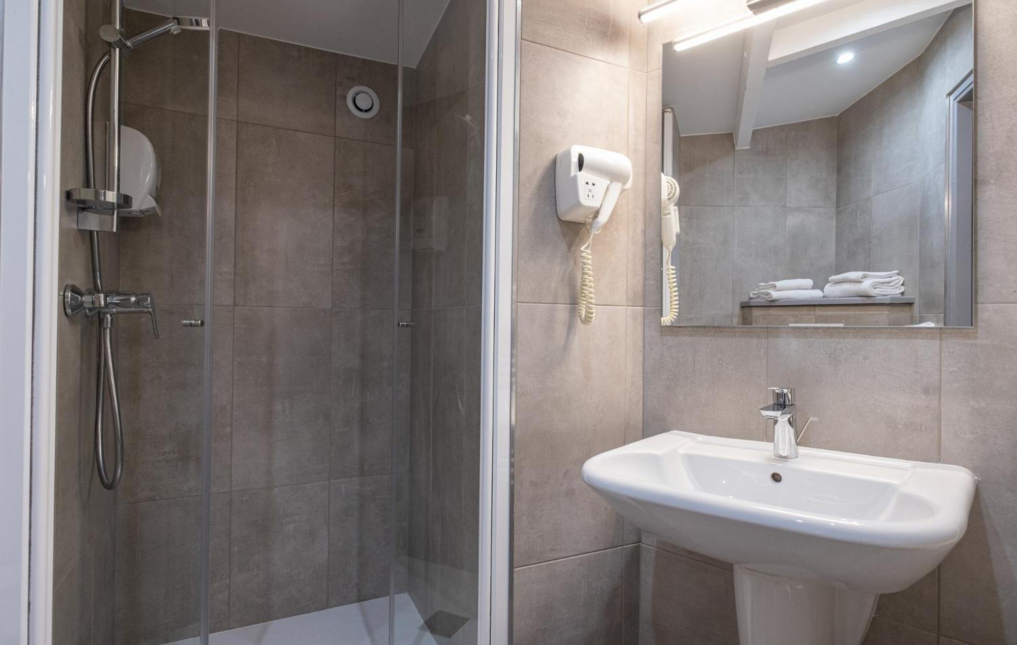 Charme Hotel, Montbeliard Sud Hotel Montbéliard